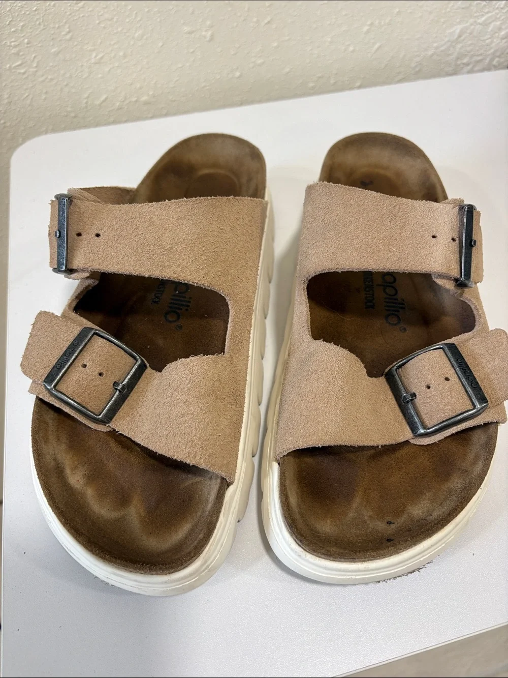 Birkenstock taupe suede